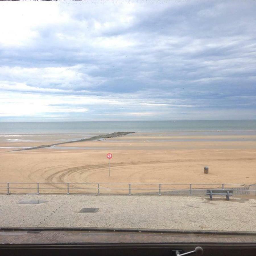 Bord De Mer Sint-Idesbald Bagian luar foto